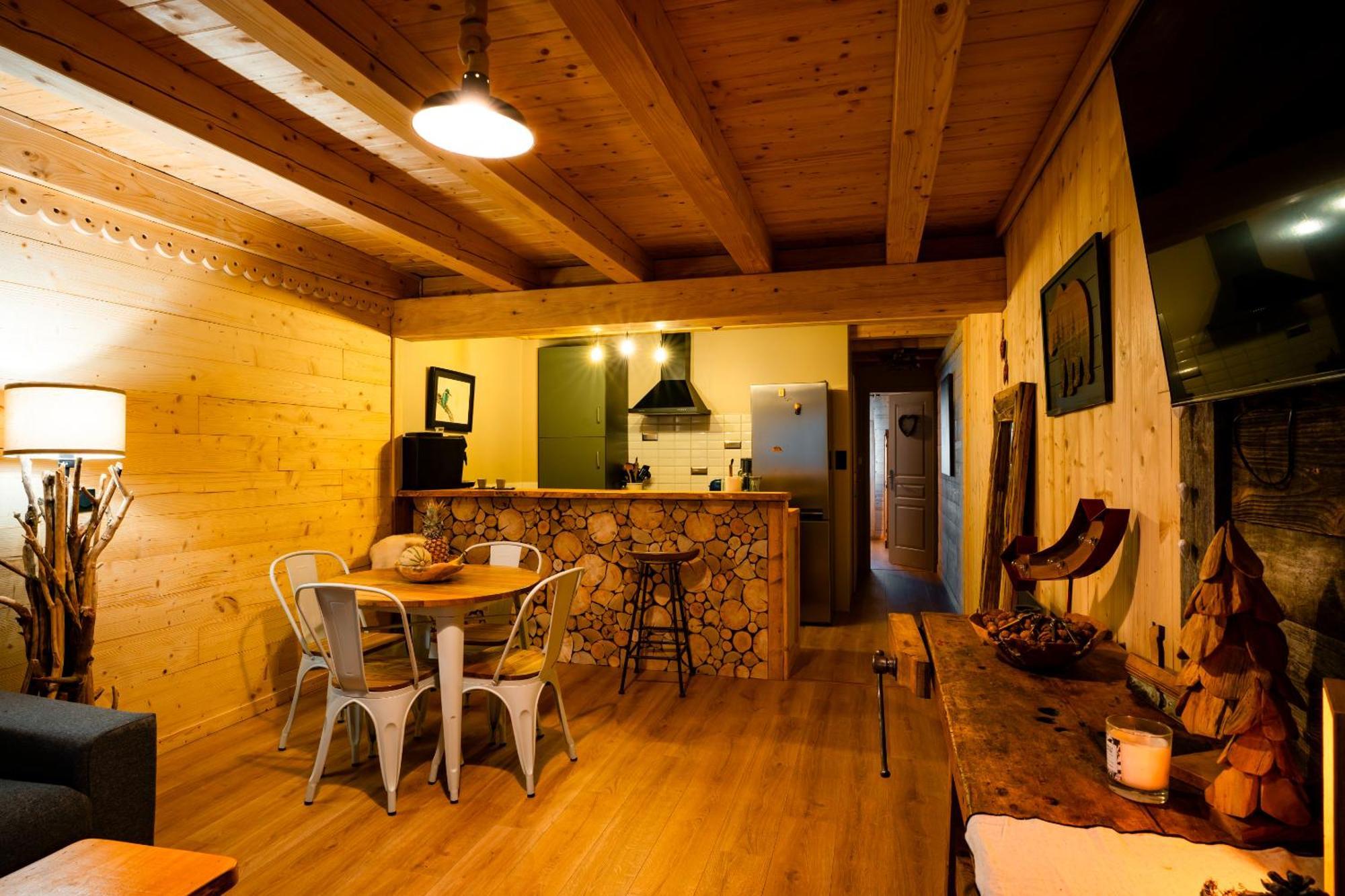 Saulxures-sur-Moselotte La Ferme De Jean Entre Lacs Et Montagnes الغرفة الصورة